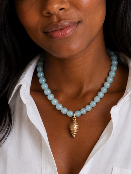 Jewelry - New! Coastal Preppy Blue Beaded Gold Shell Necklace NWOT 5047